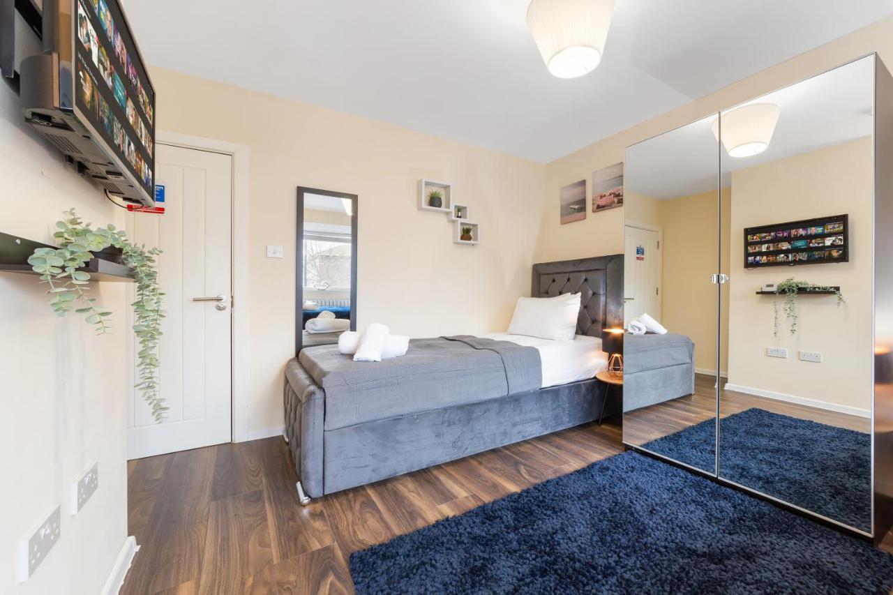 Twickenham Homes Isleworth Esterno foto