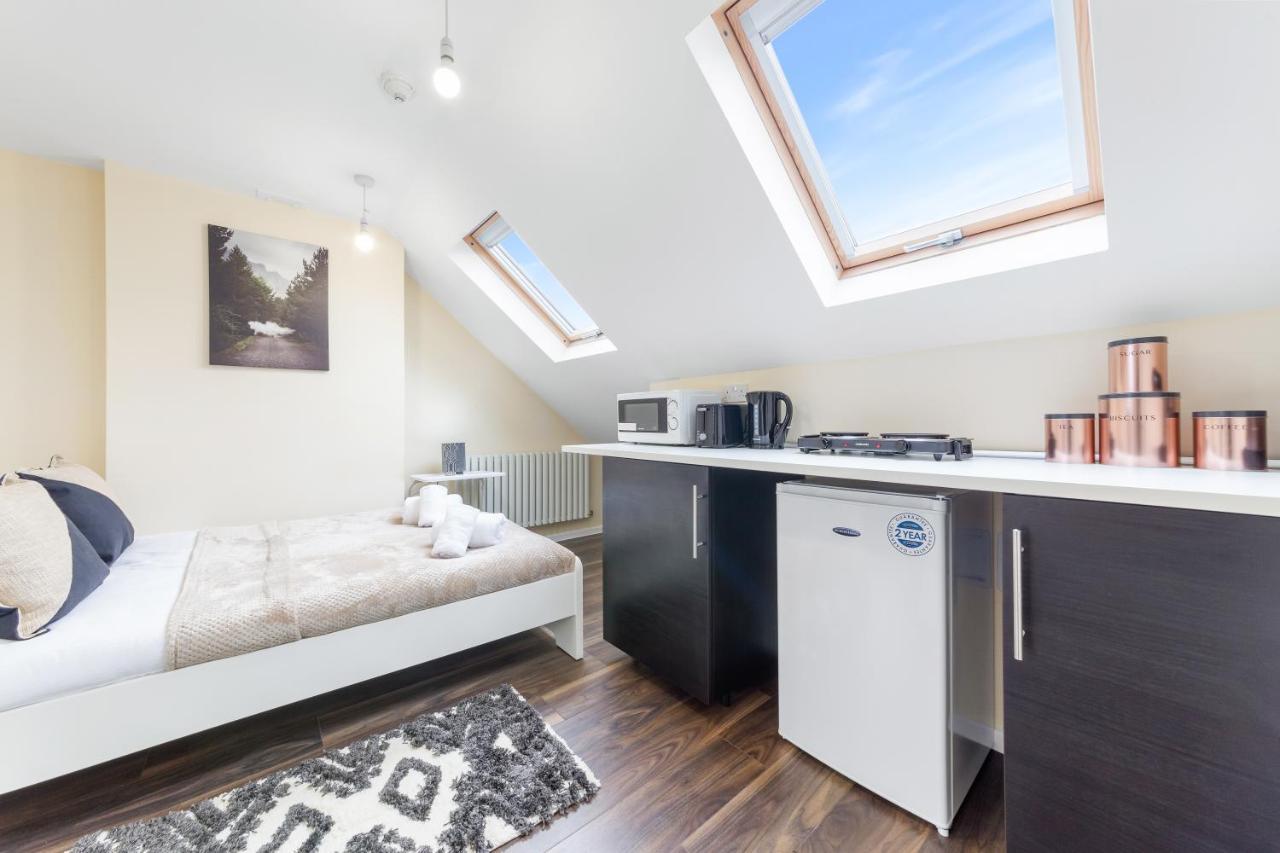 Twickenham Homes Isleworth Esterno foto
