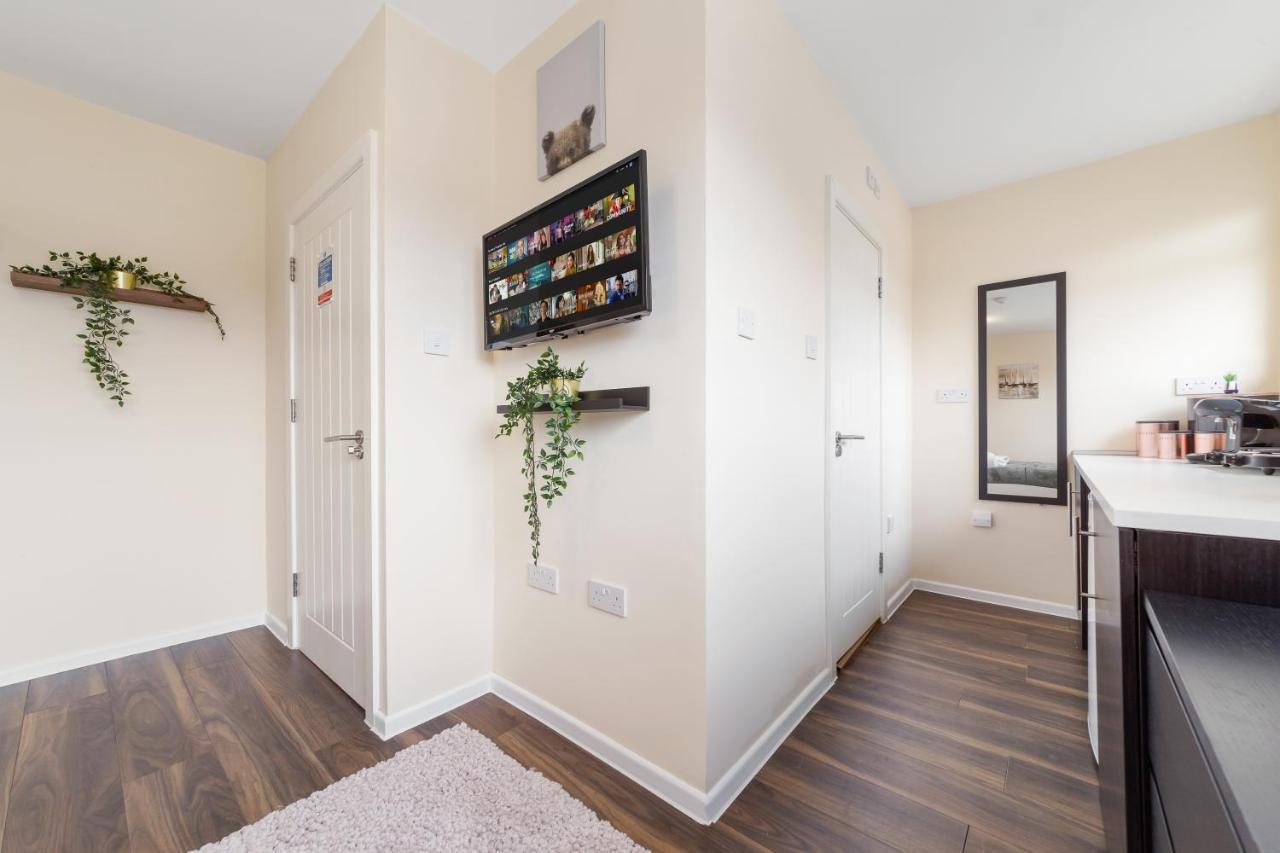 Twickenham Homes Isleworth Esterno foto